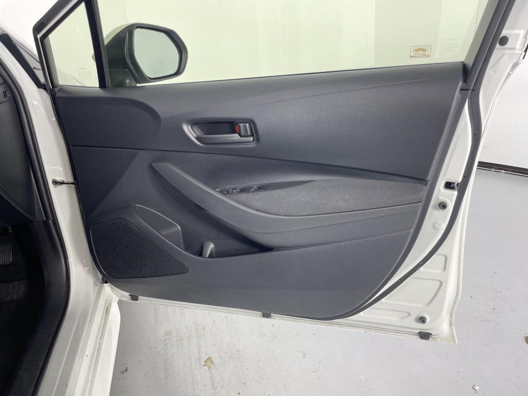 Photo '15' of Toyota Corolla