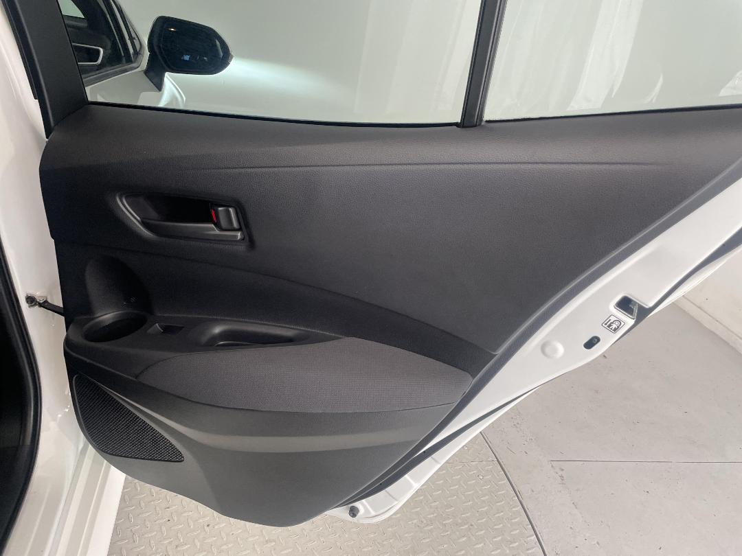 Photo '19' of Toyota Corolla