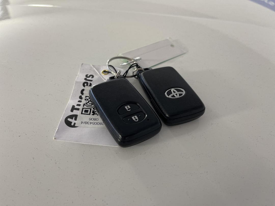 Photo '22' of Toyota Corolla