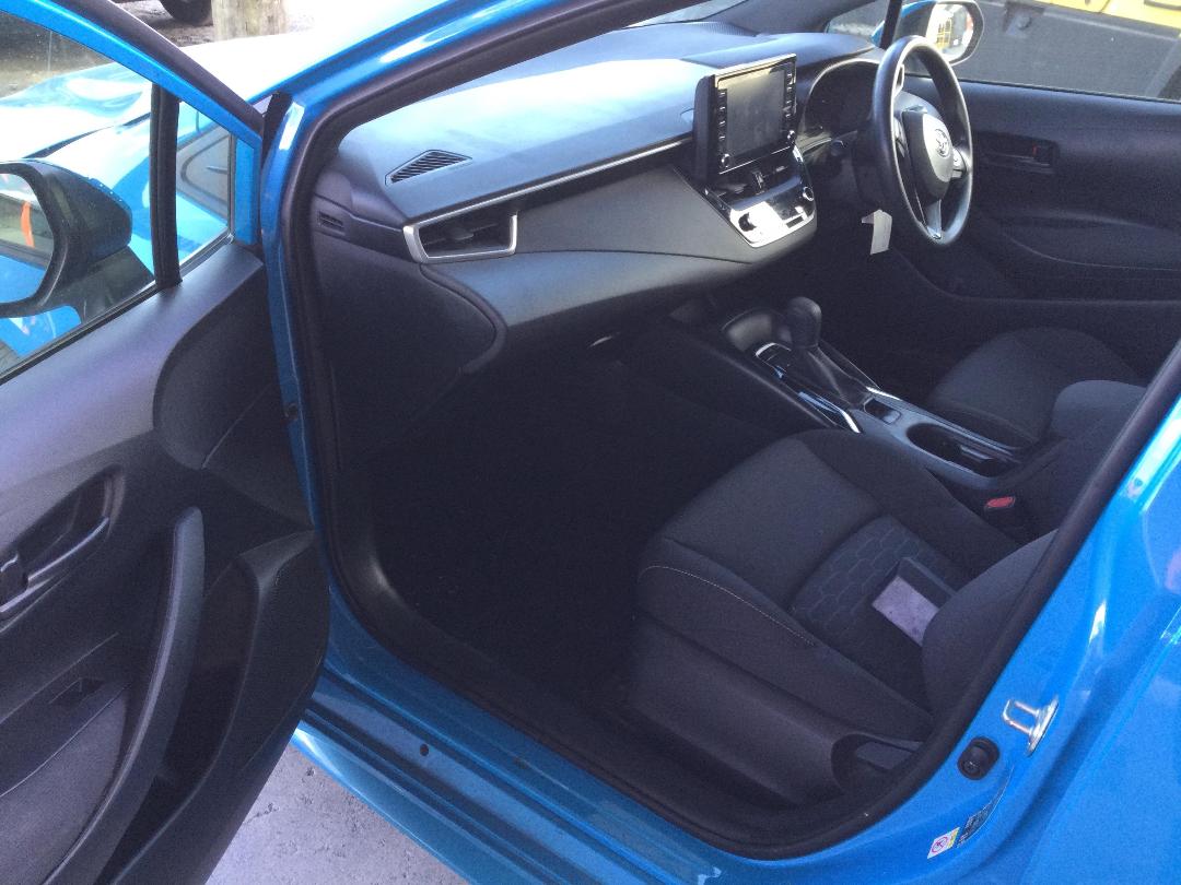 Photo '20' of Toyota Corolla GX