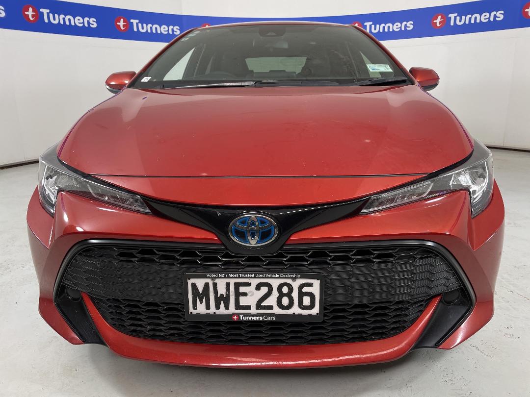 Photo '2' of Toyota Corolla Photo '2' of Toyota Corolla