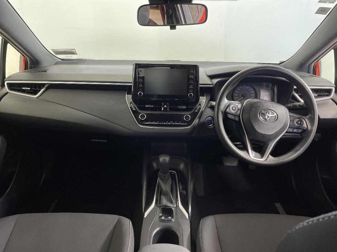 Photo '17' of Toyota Corolla Photo '17' of Toyota Corolla