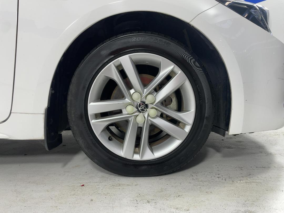 Photo '9' of Toyota Corolla