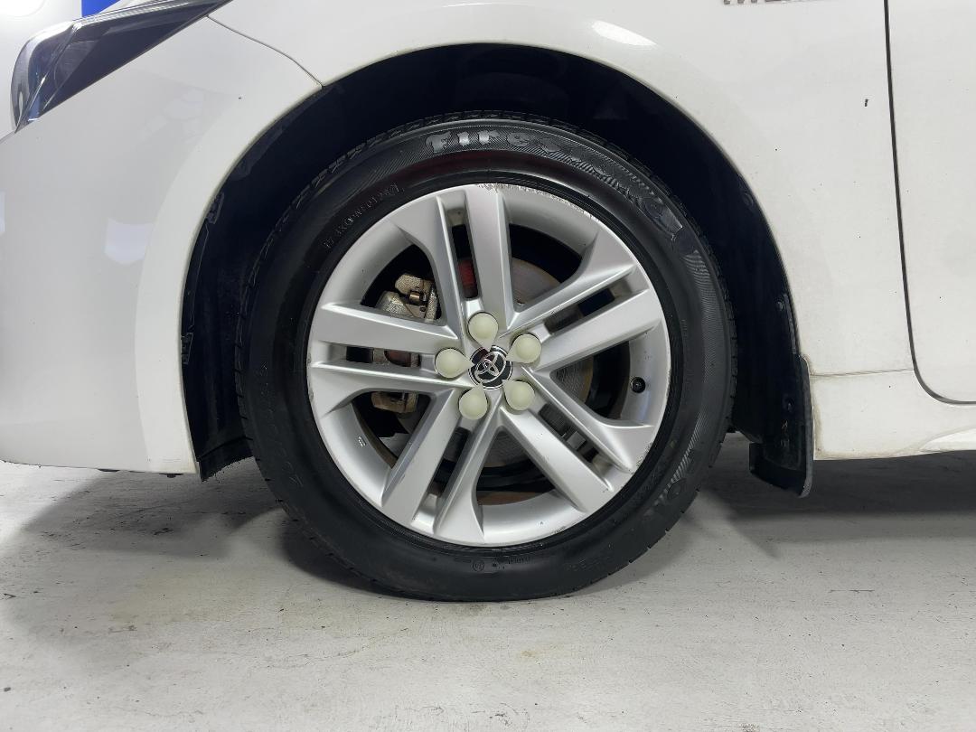 Photo '10' of Toyota Corolla