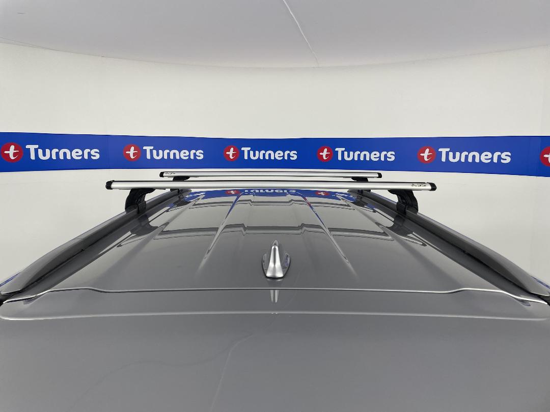 Photo '35' of Toyota Fortuner Photo '35' of Toyota Fortuner