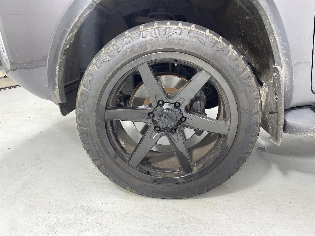 Photo '10' of Toyota Fortuner Photo '10' of Toyota Fortuner