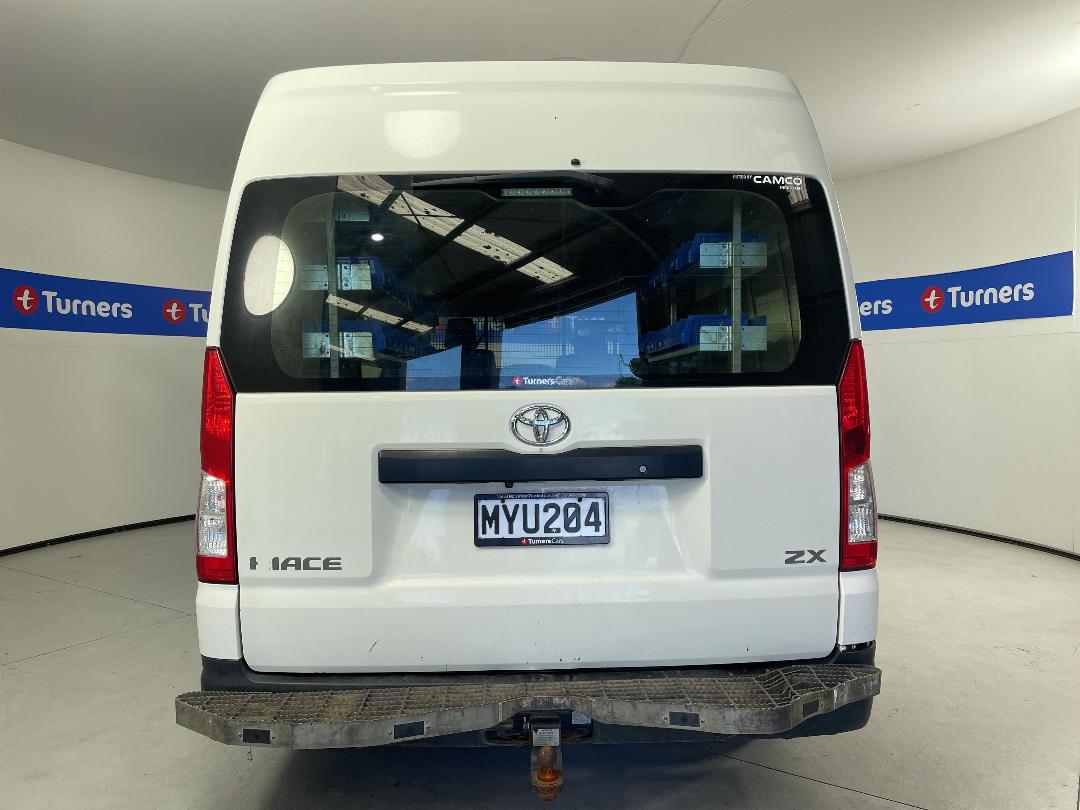 Photo '6' of Toyota Hiace