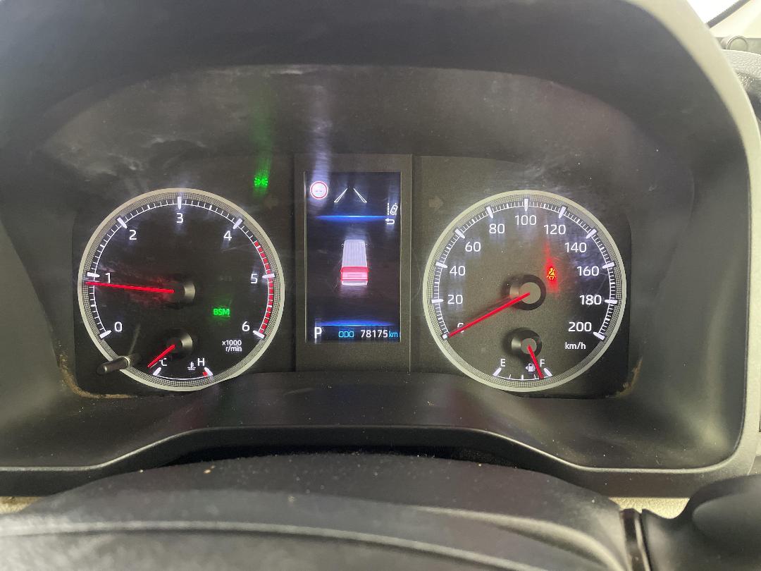 Photo '20' of Toyota Hiace