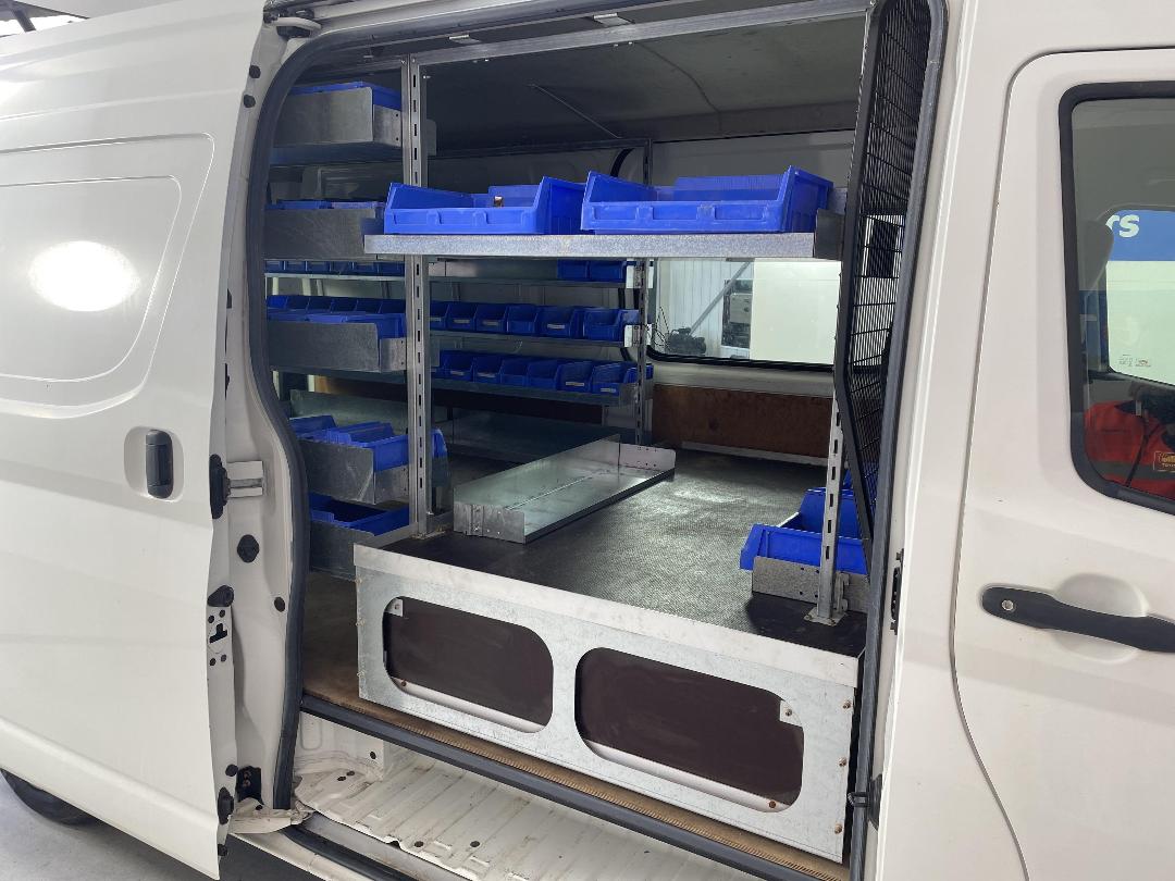 Photo '19' of Toyota Hiace