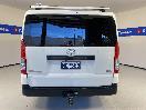 Thumbnail '6' of Toyota Hiace