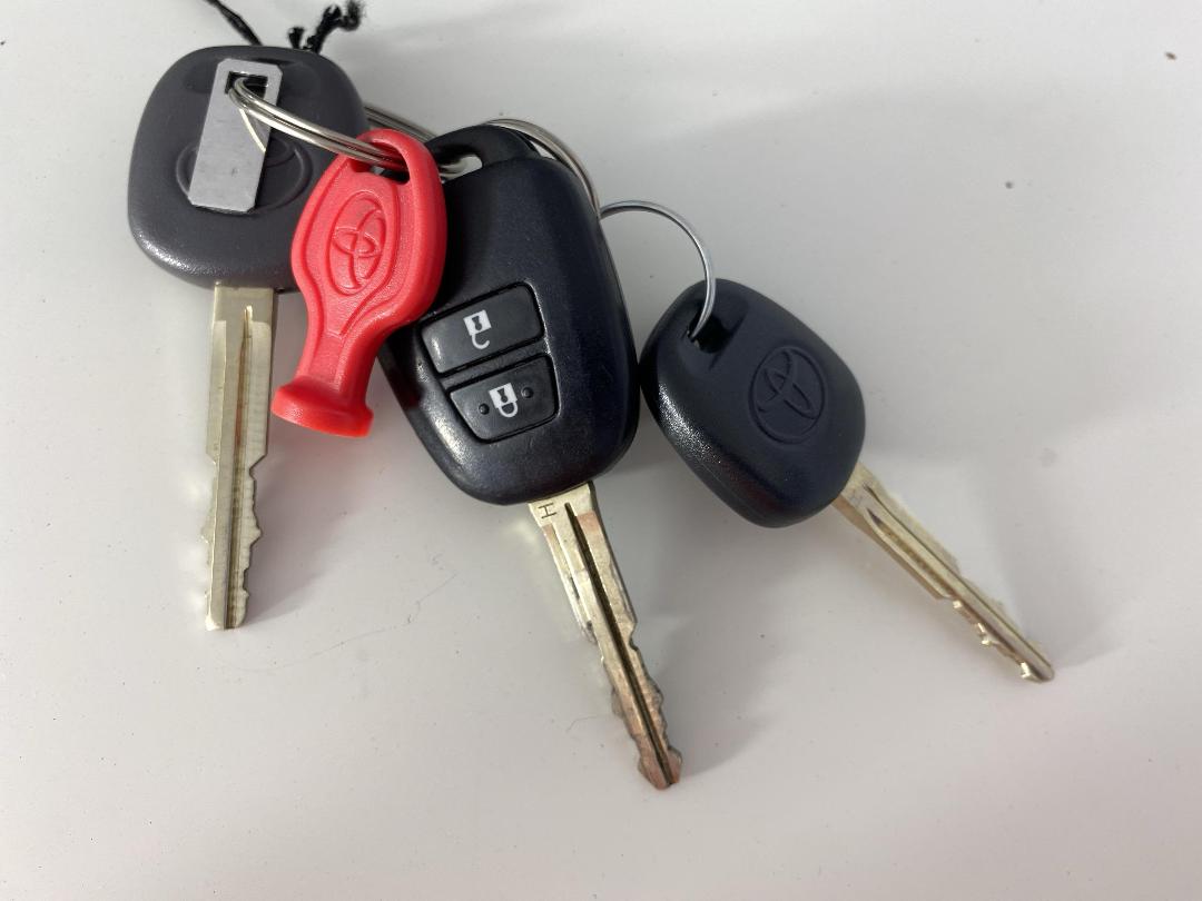 Photo '21' of Toyota Hiace