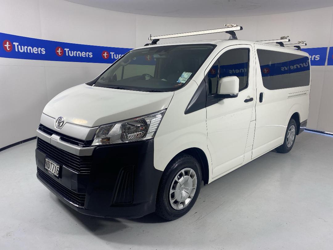 Photo '4' of Toyota Hiace