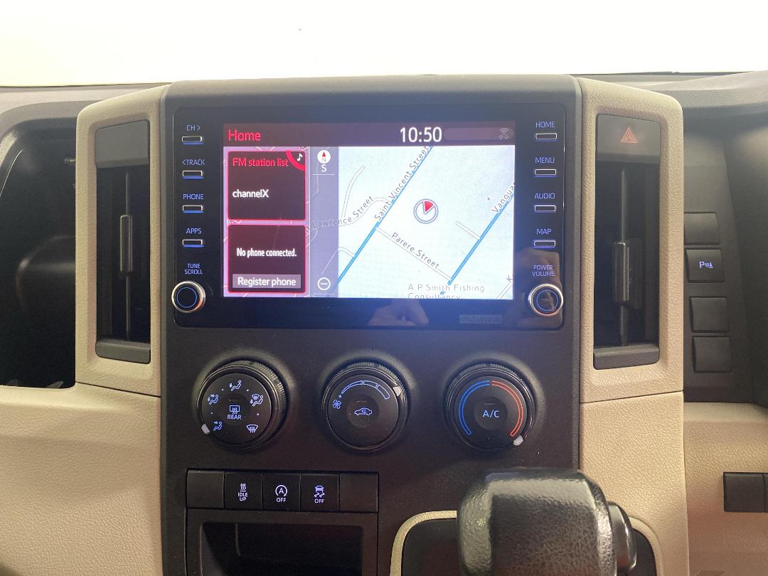 Photo '18' of Toyota Hiace