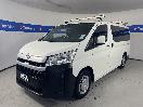 Thumbnail '4' of Toyota Hiace