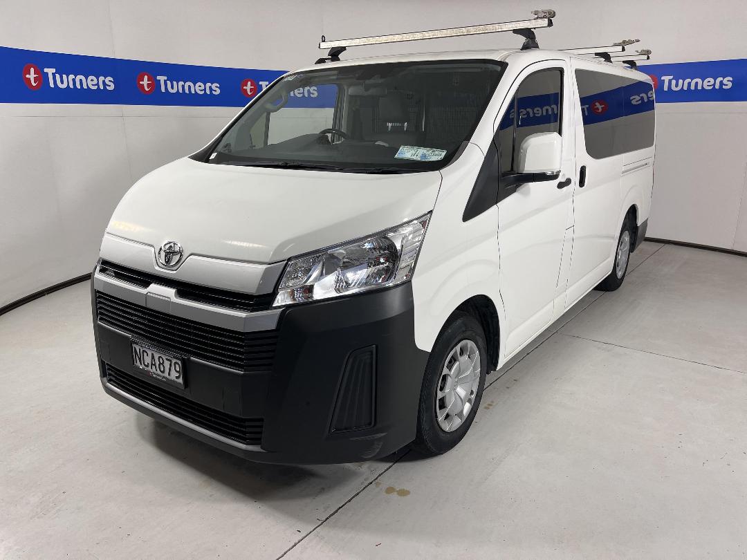 Photo '4' of Toyota Hiace Photo '4' of Toyota Hiace