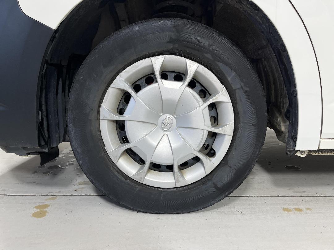 Photo '10' of Toyota Hiace Photo '10' of Toyota Hiace