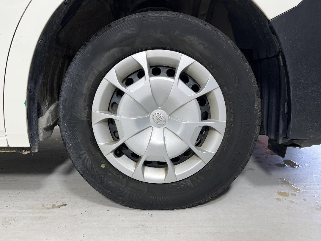 Photo '9' of Toyota Hiace Photo '9' of Toyota Hiace