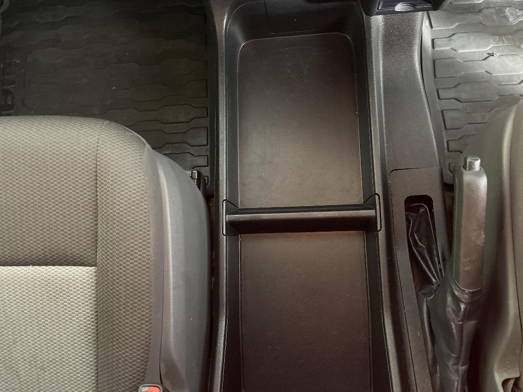 Photo '23' of Toyota Hiace Photo '23' of Toyota Hiace