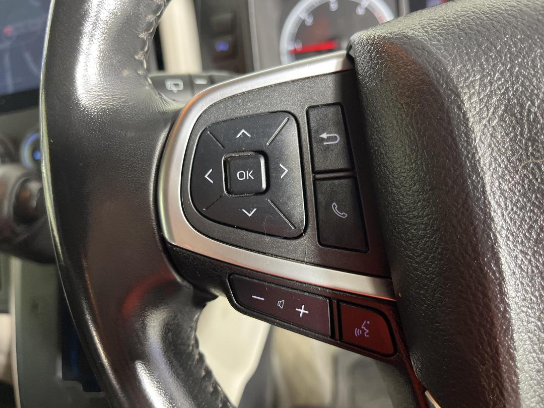 Photo '26' of Toyota Hiace Photo '26' of Toyota Hiace