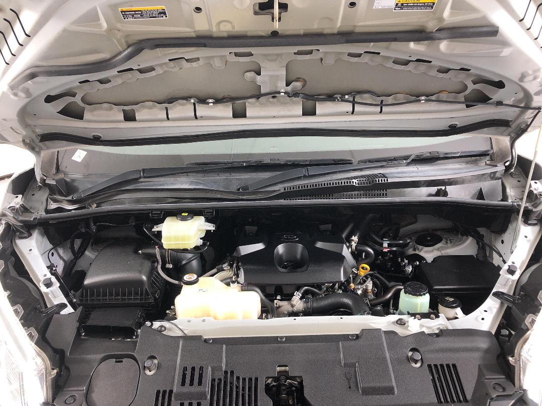 Photo '13' of Toyota Hiace