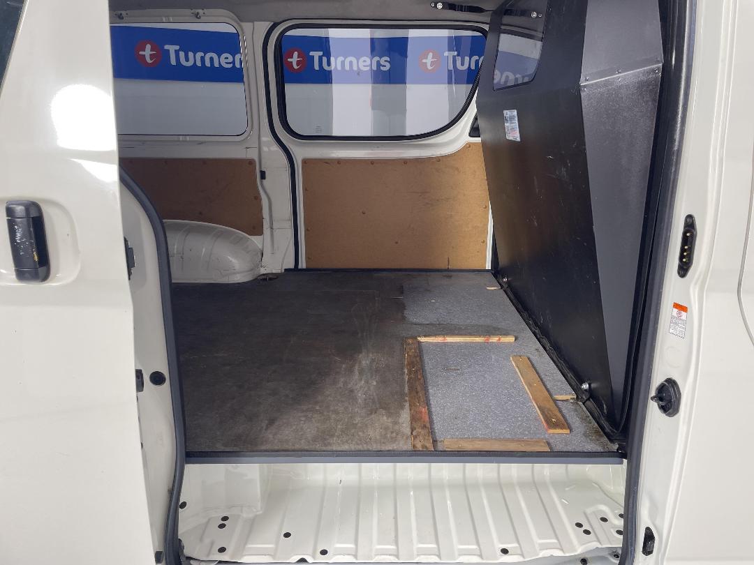 Photo '19' of Toyota Hiace Photo '19' of Toyota Hiace