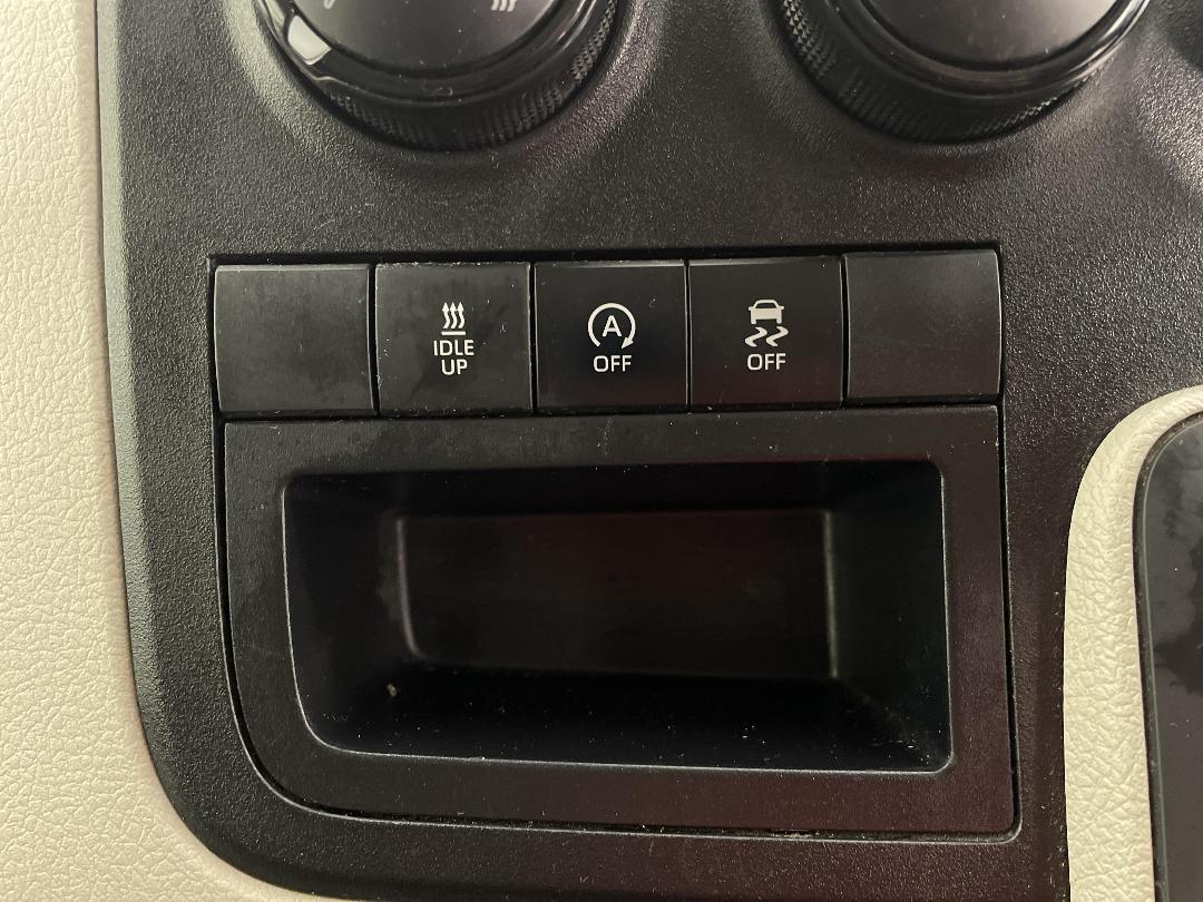 Photo '24' of Toyota Hiace Photo '24' of Toyota Hiace