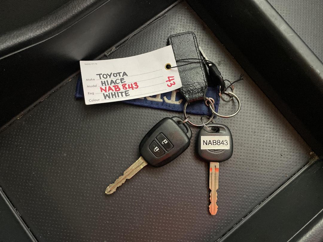 Photo '22' of Toyota Hiace