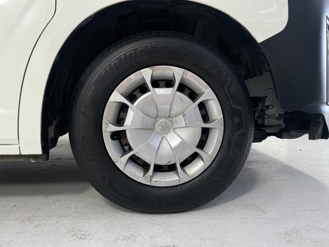 Photo '9' of Toyota Hiace