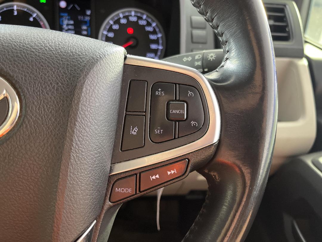 Photo '27' of Toyota Hiace Photo '27' of Toyota Hiace