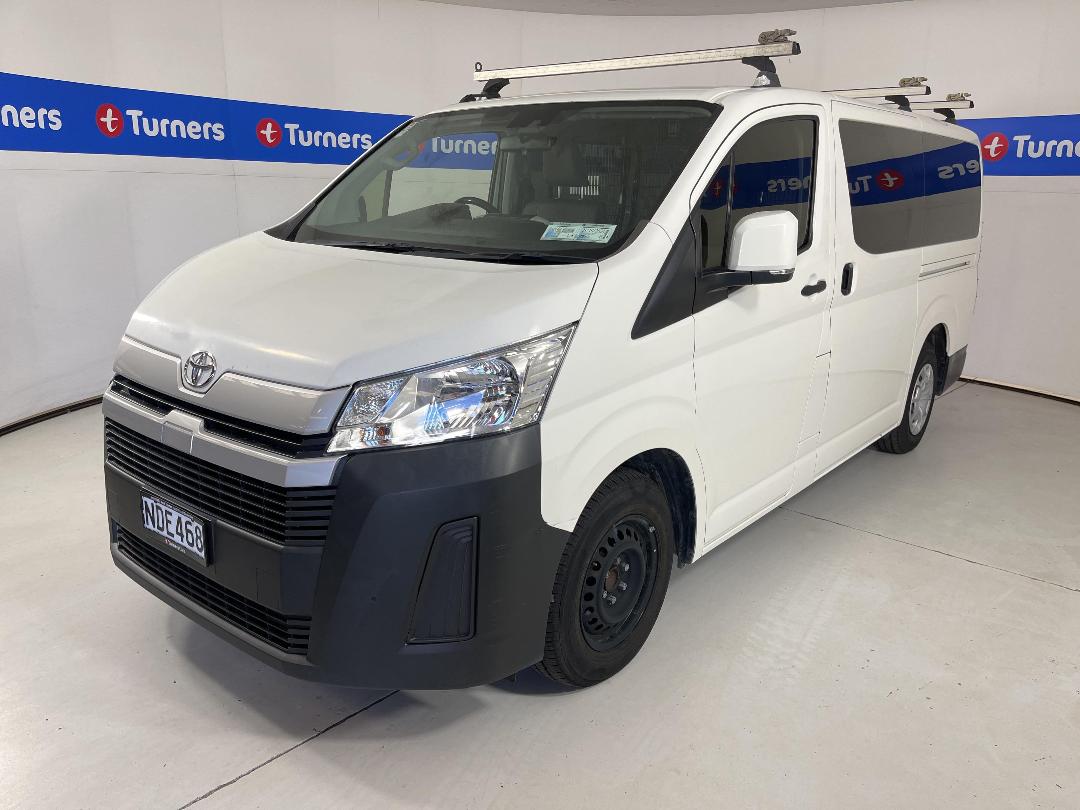 Photo '4' of Toyota Hiace Photo '4' of Toyota Hiace