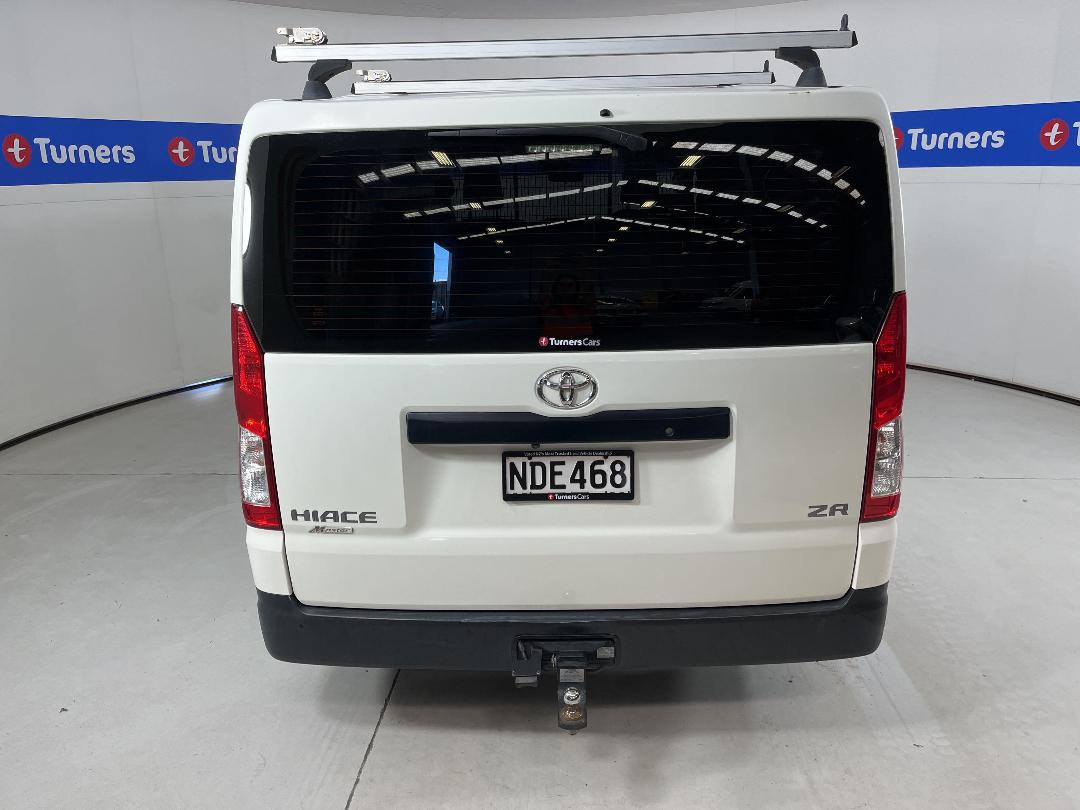 Photo '6' of Toyota Hiace Photo '6' of Toyota Hiace