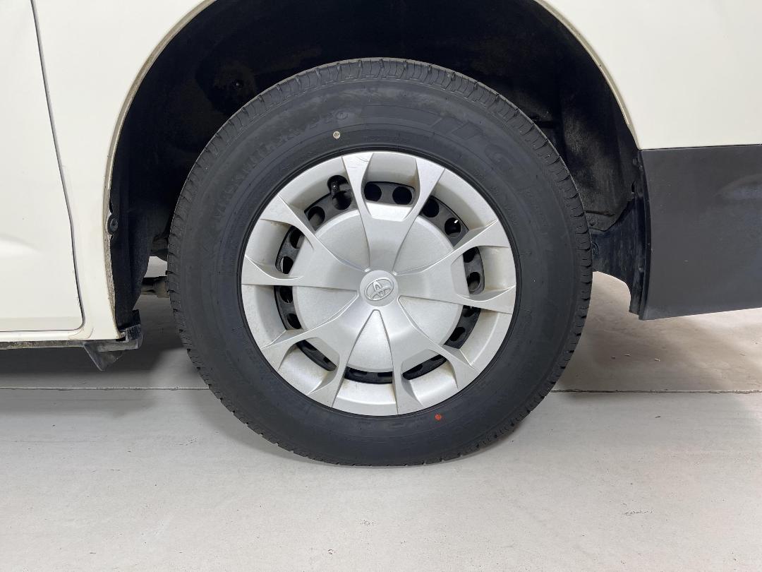 Photo '11' of Toyota Hiace Photo '11' of Toyota Hiace