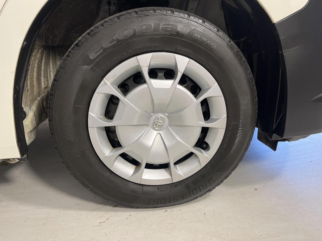 Photo '9' of Toyota Hiace