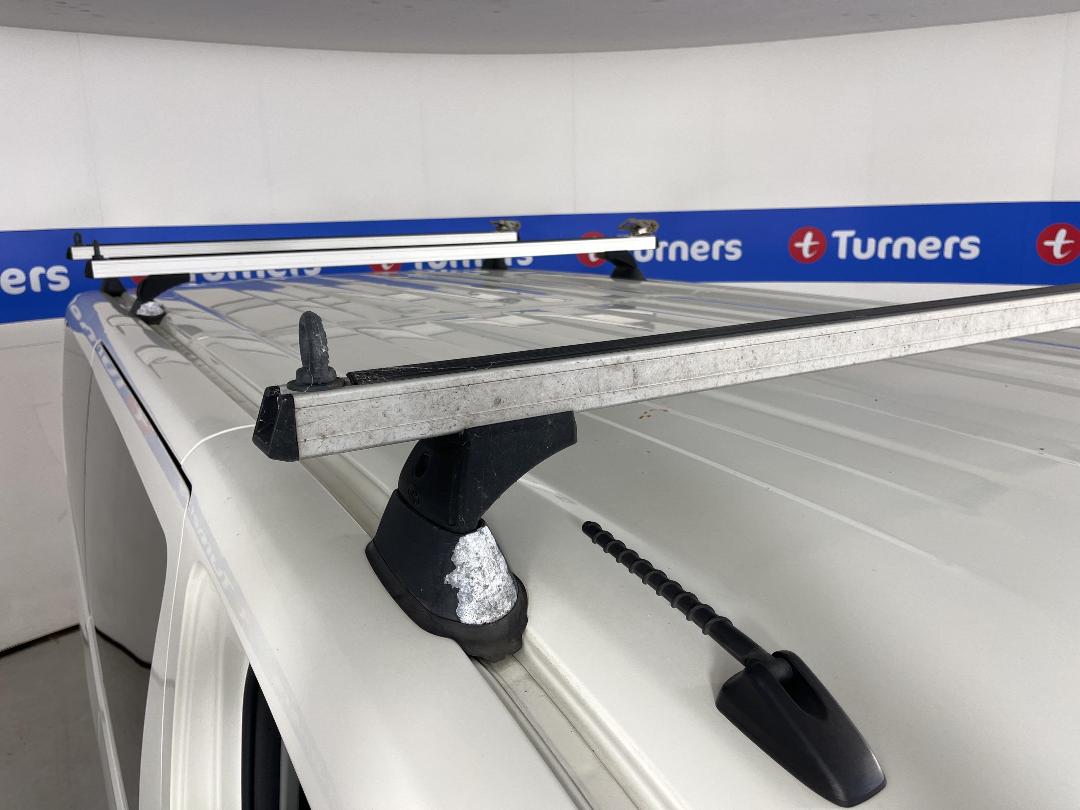 Photo '23' of Toyota Hiace