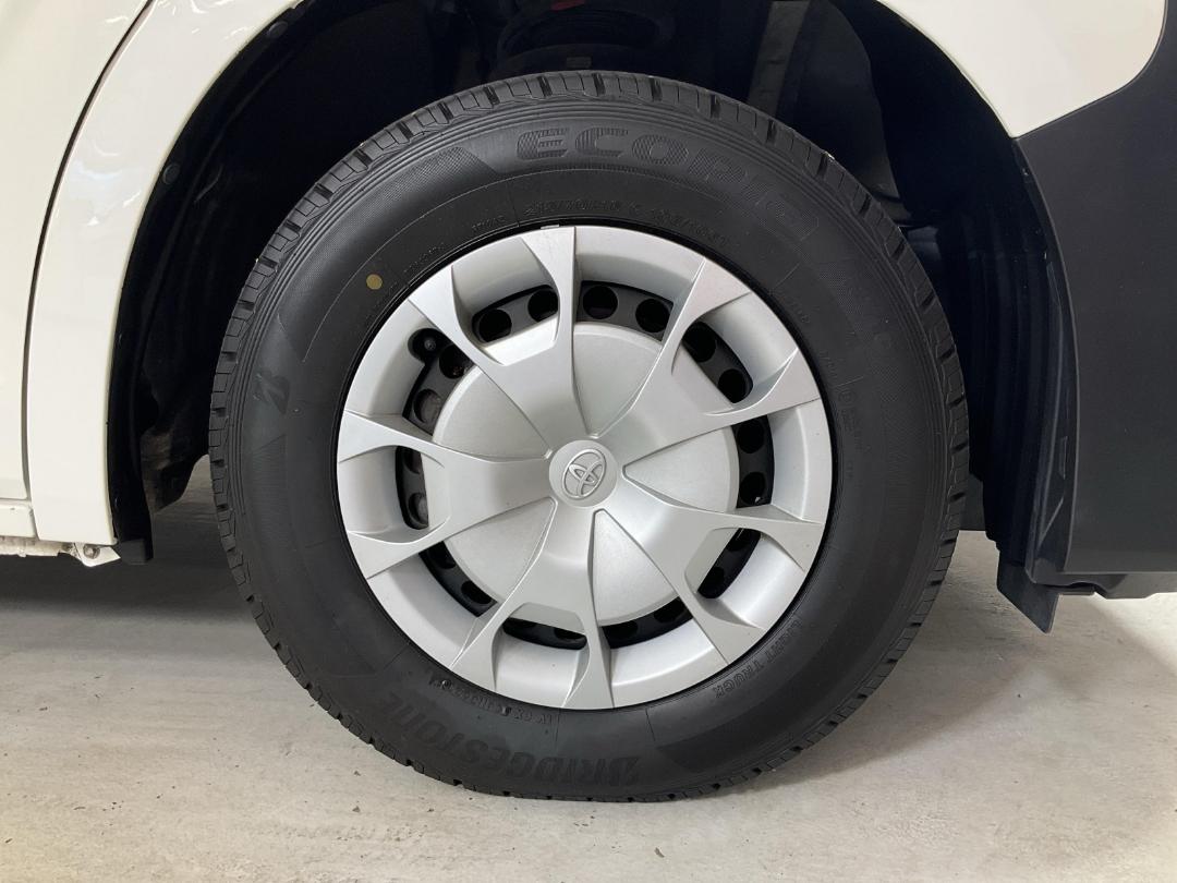 Photo '9' of Toyota Hiace Photo '9' of Toyota Hiace