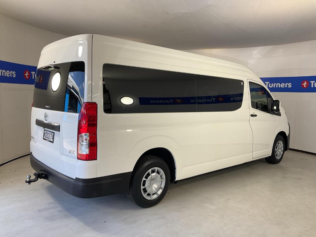 Photo '7' of Toyota Hiace Photo '7' of Toyota Hiace