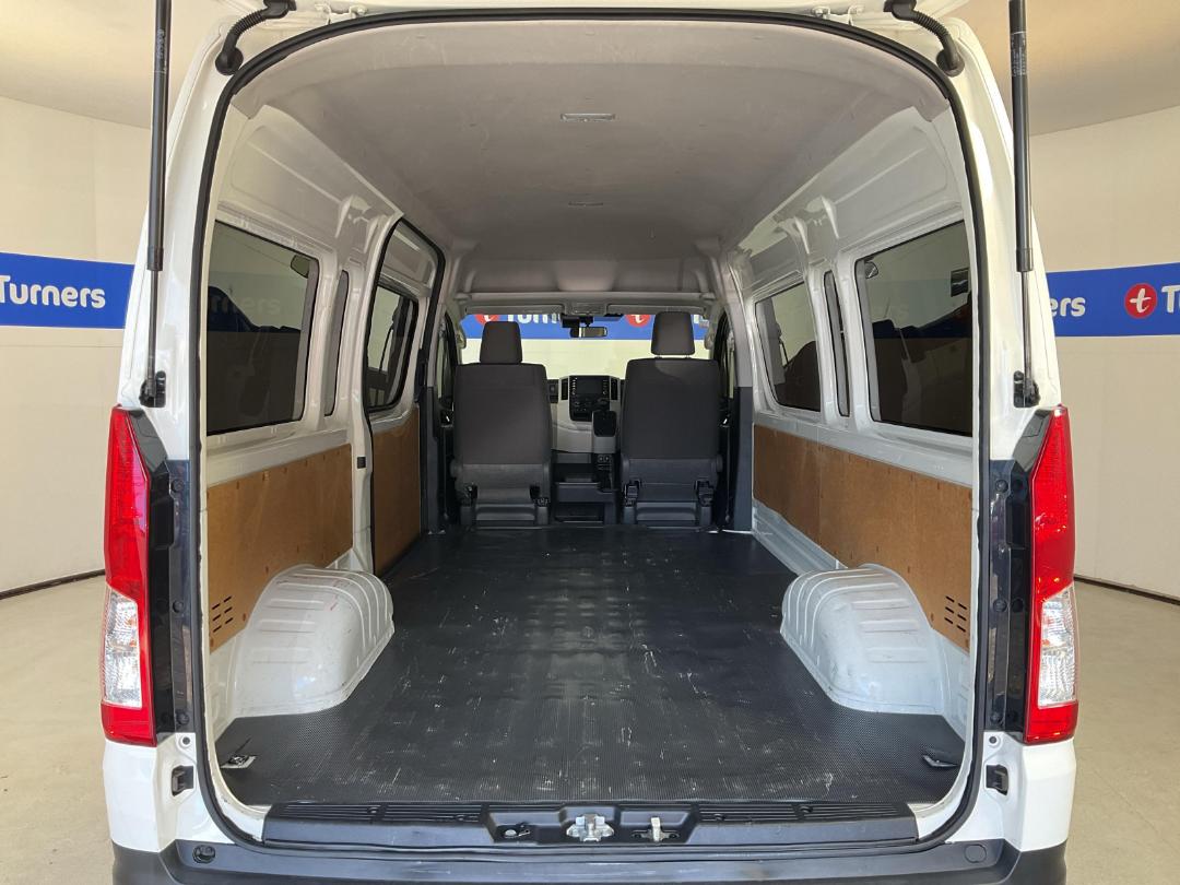 Photo '14' of Toyota Hiace Photo '14' of Toyota Hiace