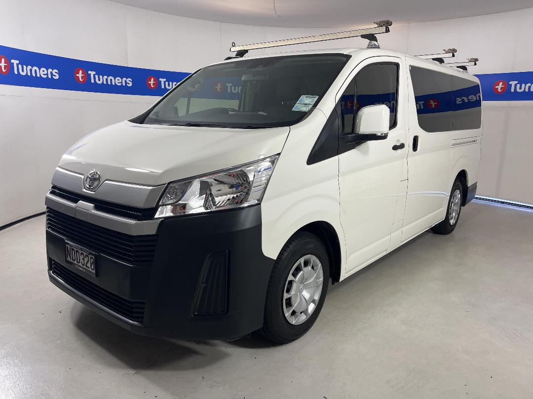 Photo '4' of Toyota Hiace Photo '4' of Toyota Hiace