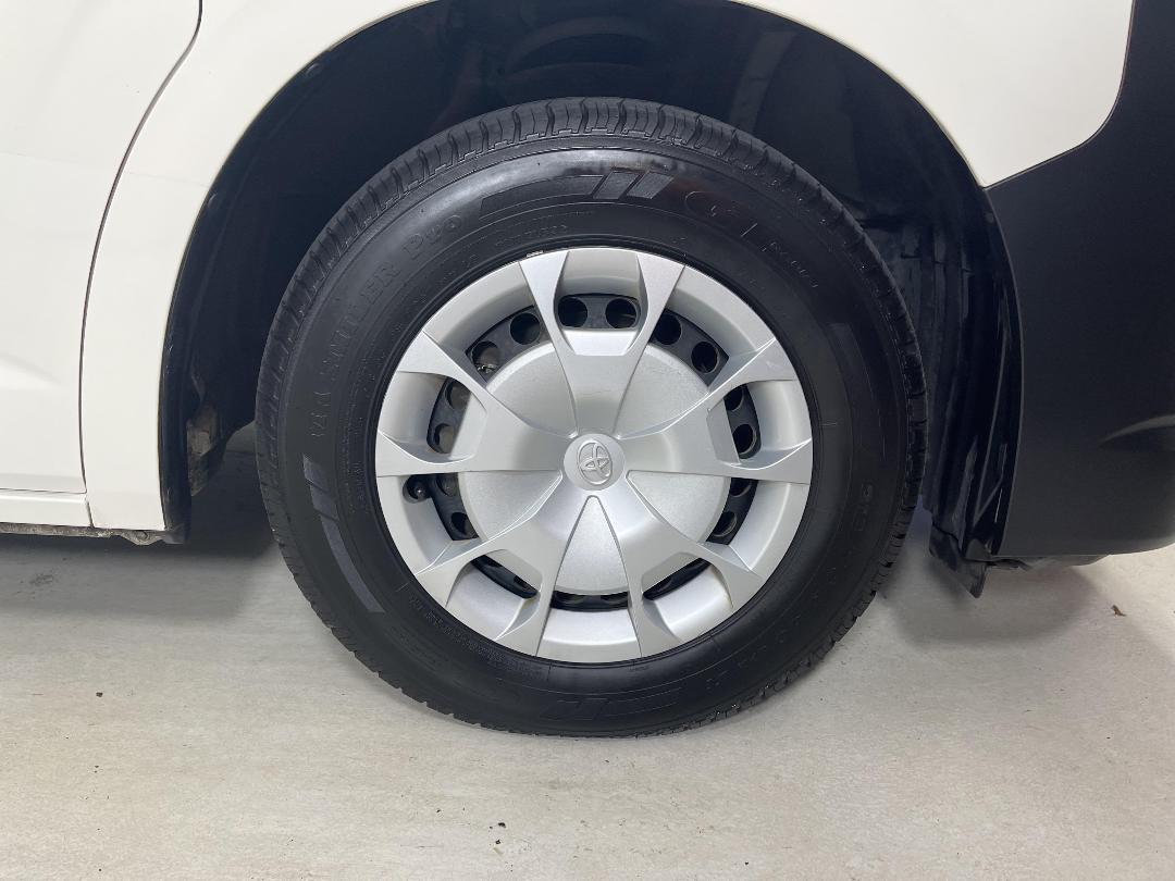 Photo '9' of Toyota Hiace Photo '9' of Toyota Hiace