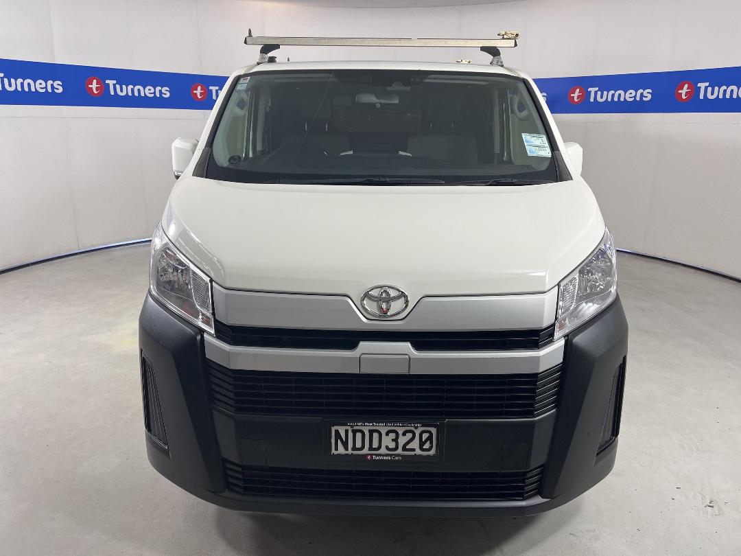 Photo '2' of Toyota Hiace Photo '2' of Toyota Hiace