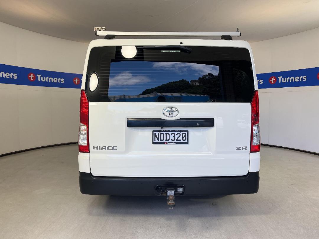 Photo '6' of Toyota Hiace Photo '6' of Toyota Hiace