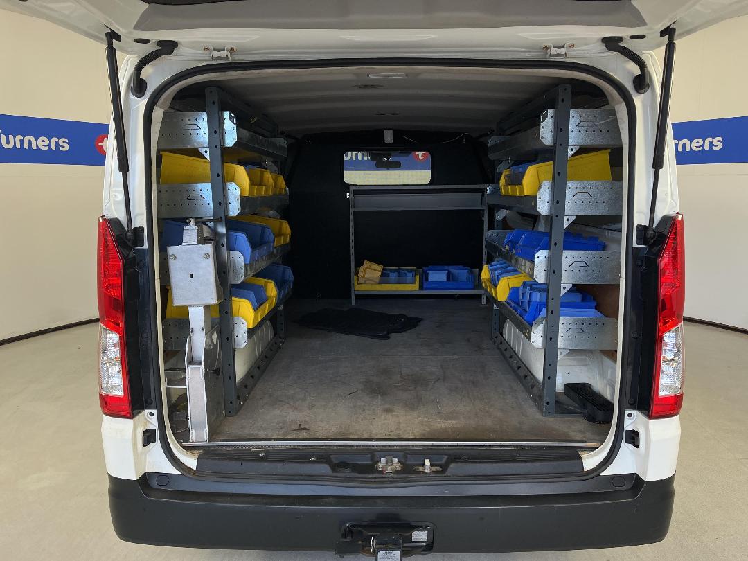 Photo '14' of Toyota Hiace Photo '14' of Toyota Hiace