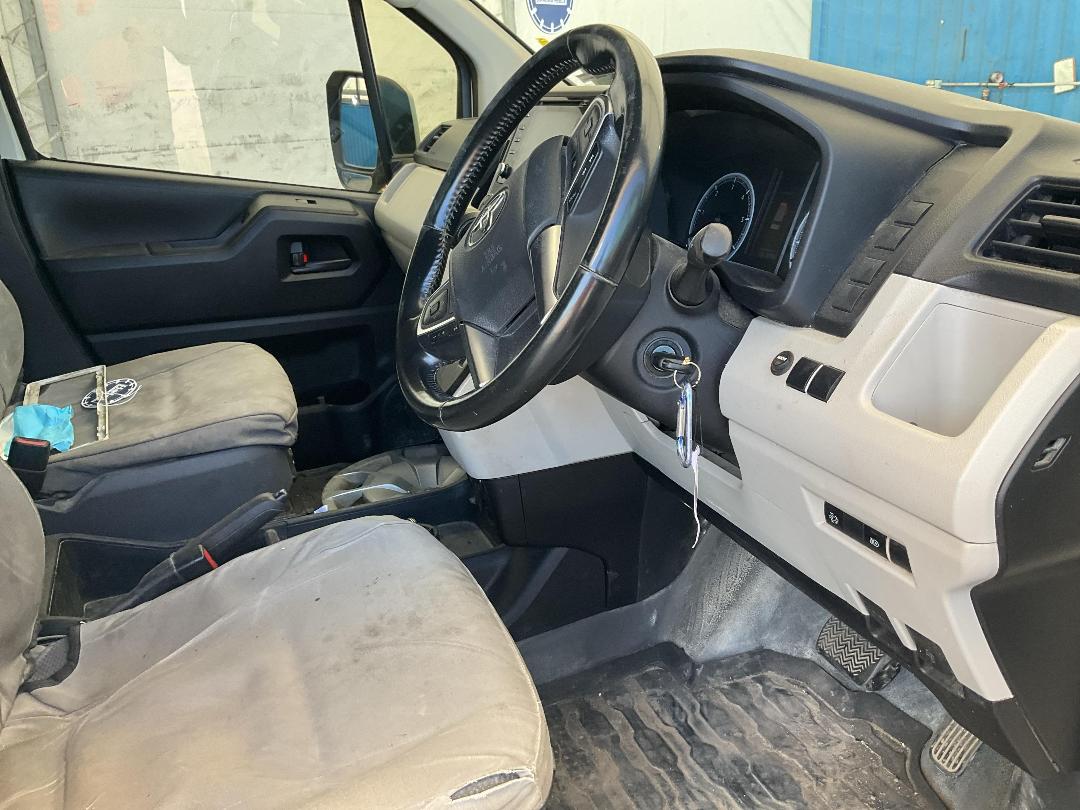 Photo '8' of Toyota Hiace ZX PVN Photo '8' of Toyota Hiace ZX PVN