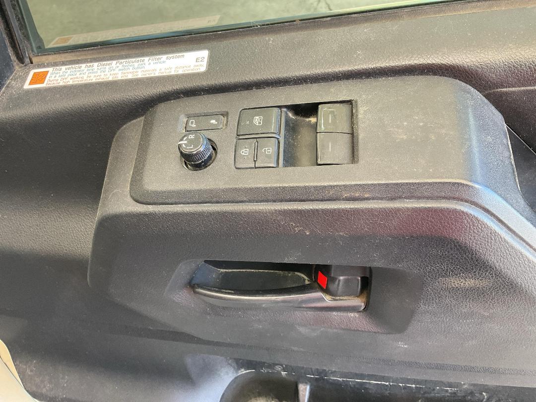 Photo '7' of Toyota Hiace ZX PVN Photo '7' of Toyota Hiace ZX PVN