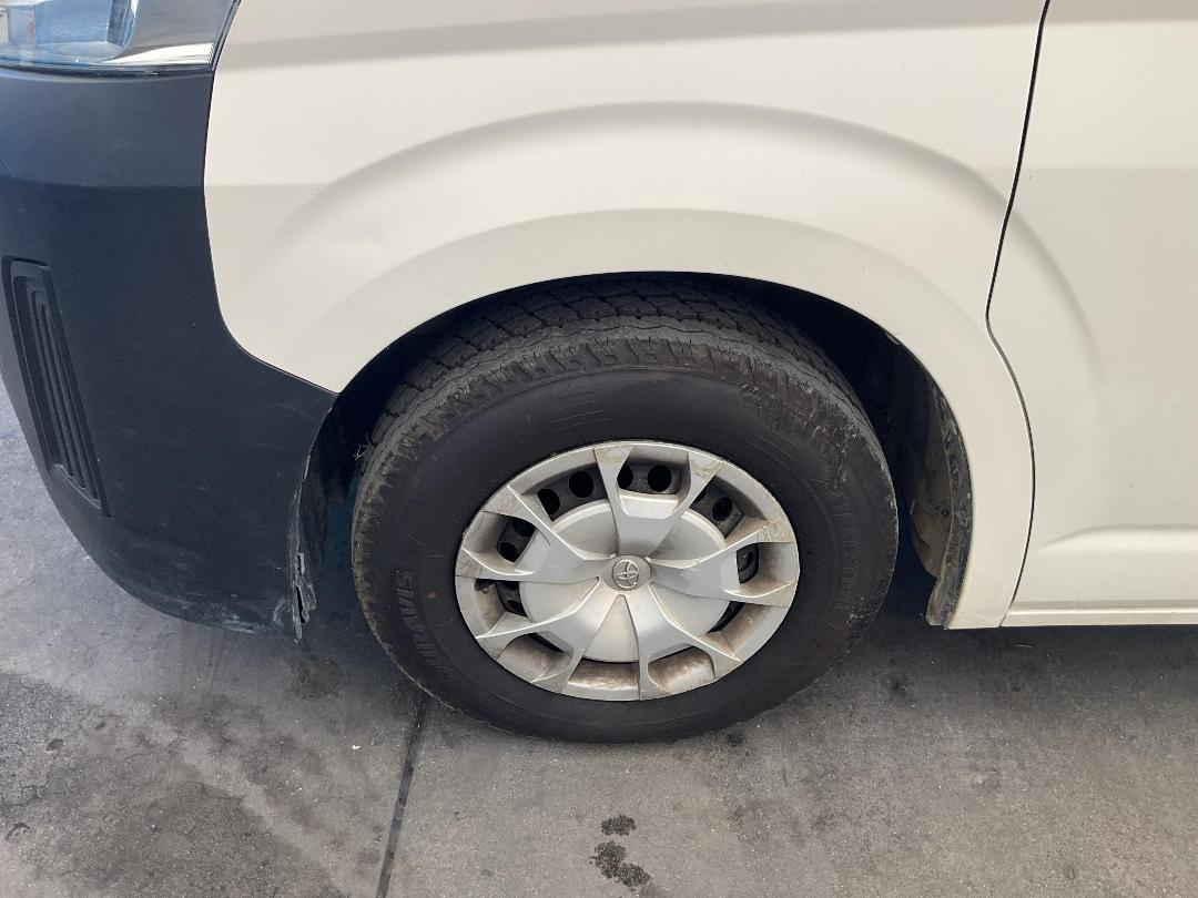 Photo '20' of Toyota Hiace ZX PVN Photo '20' of Toyota Hiace ZX PVN