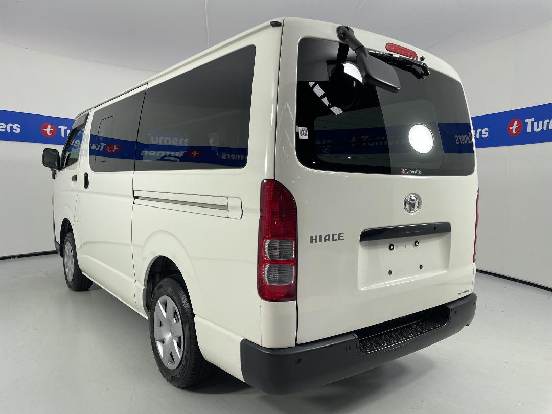 Photo '5' of Toyota Hiace