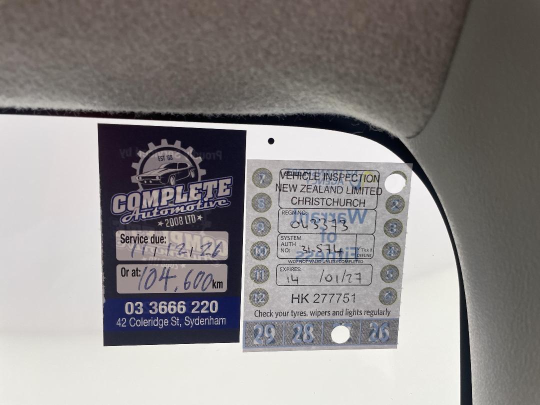 Photo '24' of Toyota Hiace