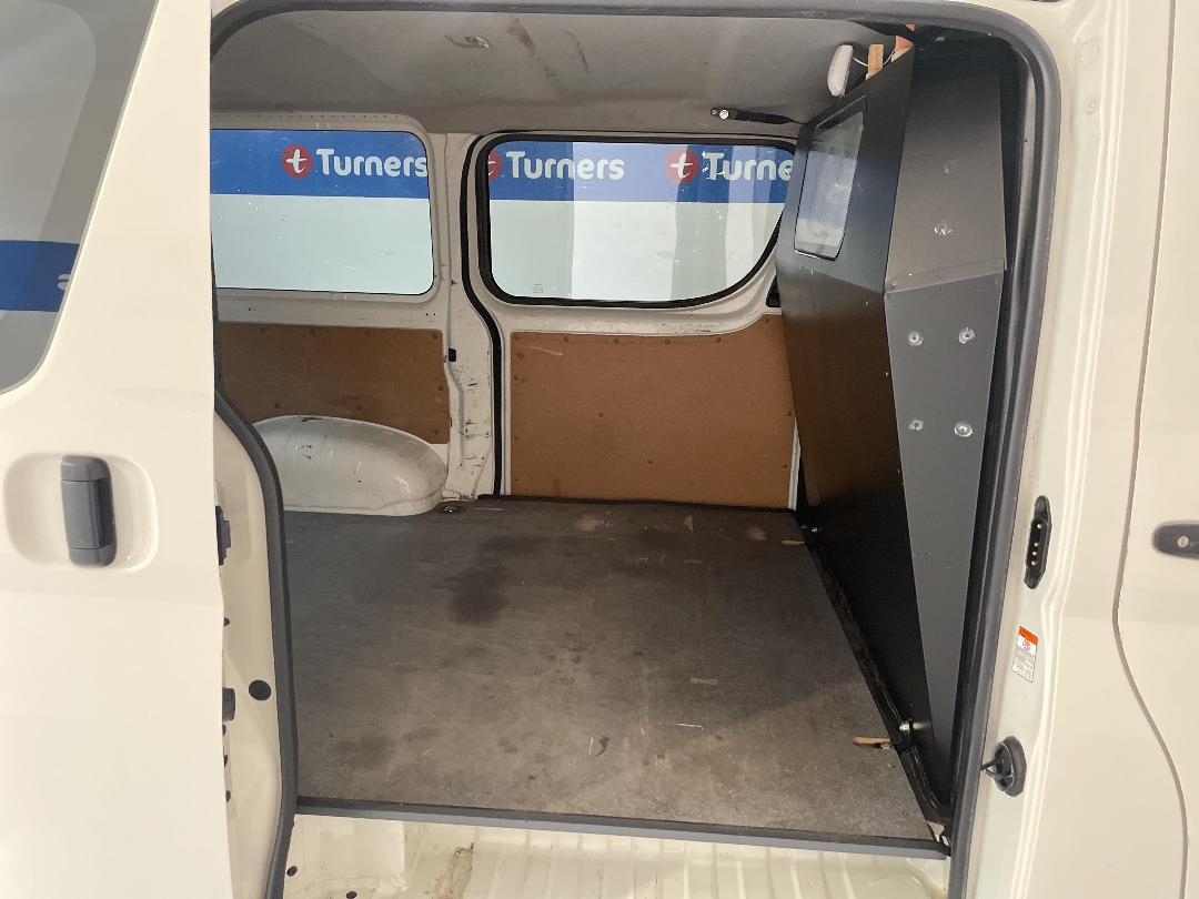 Photo '19' of Toyota Hiace