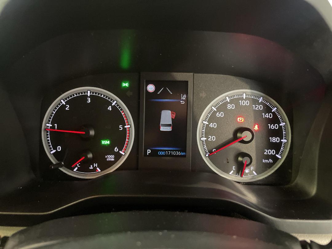 Photo '20' of Toyota Hiace