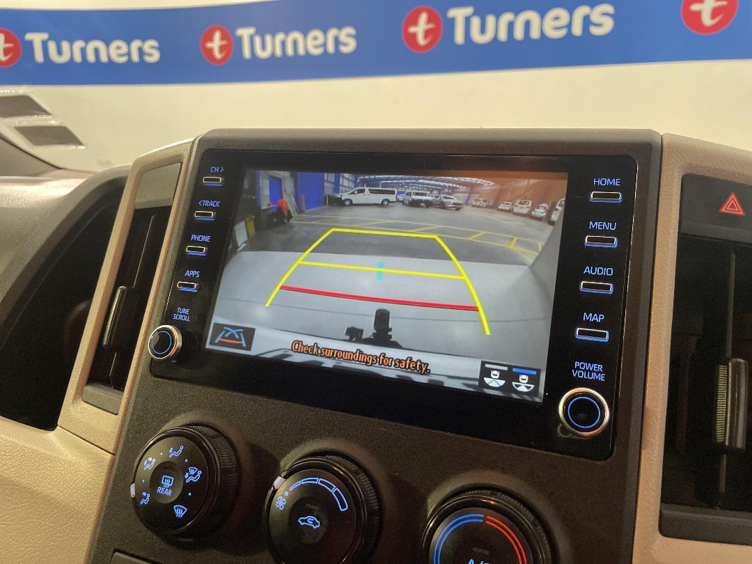 Photo '28' of Toyota Hiace